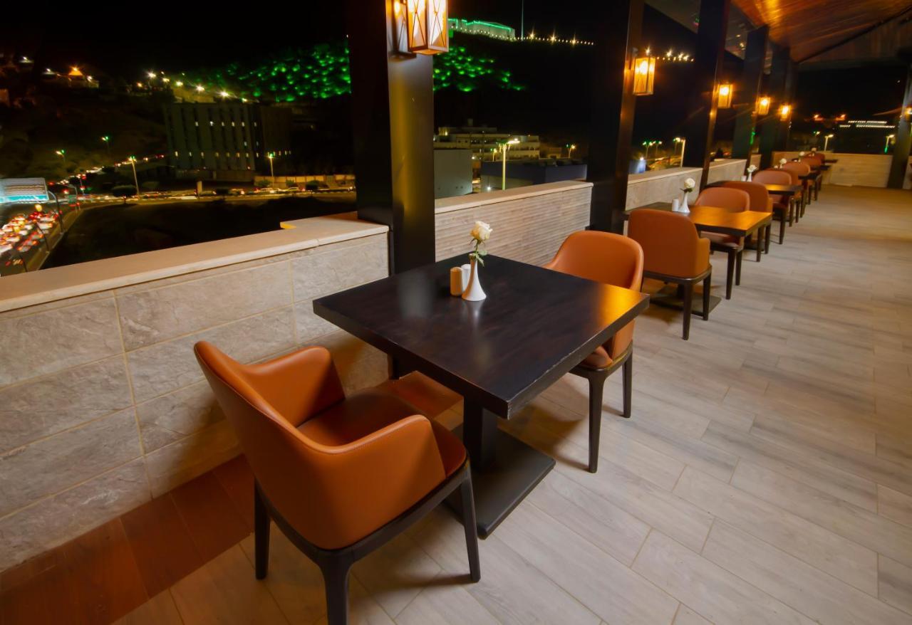 Swiss Spirit Hotel & Suites Al Baha Екстериор снимка