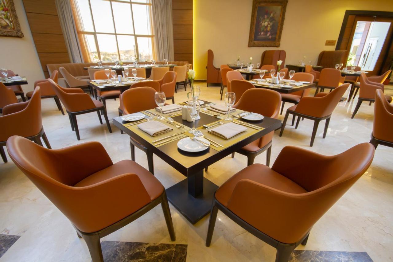Swiss Spirit Hotel & Suites Al Baha Екстериор снимка
